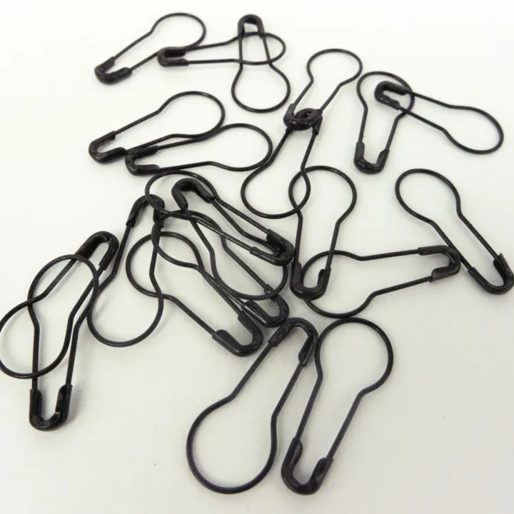 Black%20Elegant%20Coil-Less%20Metal%20Hijab%20Pins%20-%20Stylish%20&%20Secure%20-%20Image%202