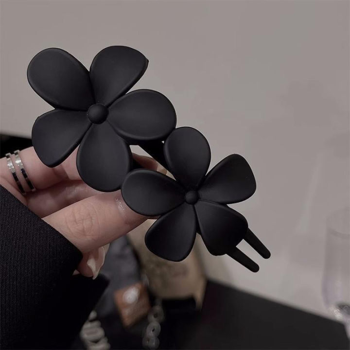 Korean%20Style%20Fashion%20Flower%20Hair%20Clip%20Non-Slip%20Matte%20Hair%20Claw%20Ponytail%20Holder%20Duckbill%20Clips%20For%20Women%20Girls%20Hair%20Accessories%20Yao%20Store%20-%20Image%206