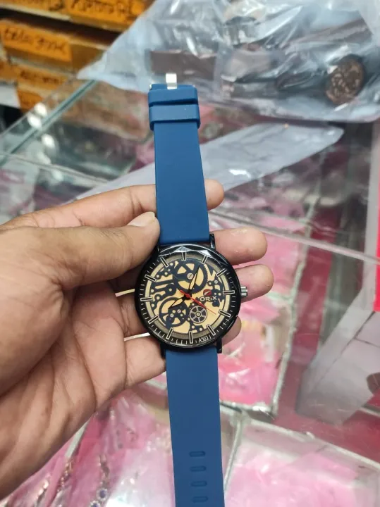Orix%20%20New%20Attractive%20Design%20Stainless%20Steel%20Dial%20Case%20Round%20Black%20Dial%20Black%20Rubber%20Strap%20Fashionable%20Watch%20For%20Men%20-%20Image%204