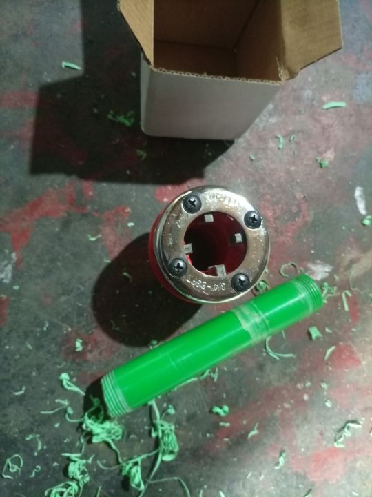 Die%20stock%20head%20For%202"%20PVC/GI%20Pipe%20Threading%20Machine%20-%20Image%203