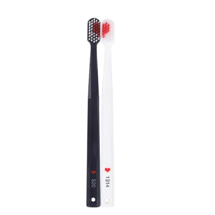 【Daily Necessities For Anyone Store】2Pcs/Set Couple Toothbrush Ergonomics Portable Bristle Black White Heart Ultra Soft Toothbrush for Home