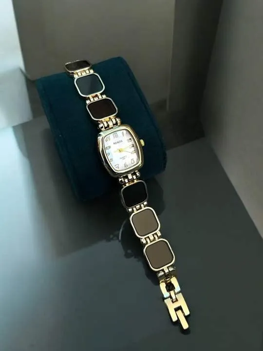 Luxury%20Fashion%20Watch%20Casual%20Watch%20For%20Women%20-%20Image%204