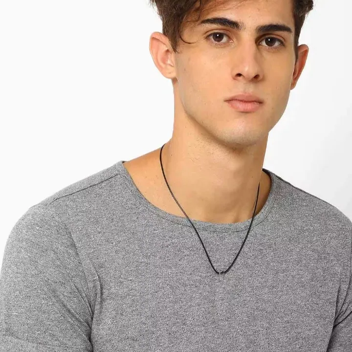 Thin%20black%20leather%20cord%20necklace%20for%20Man%20-%20Image%204