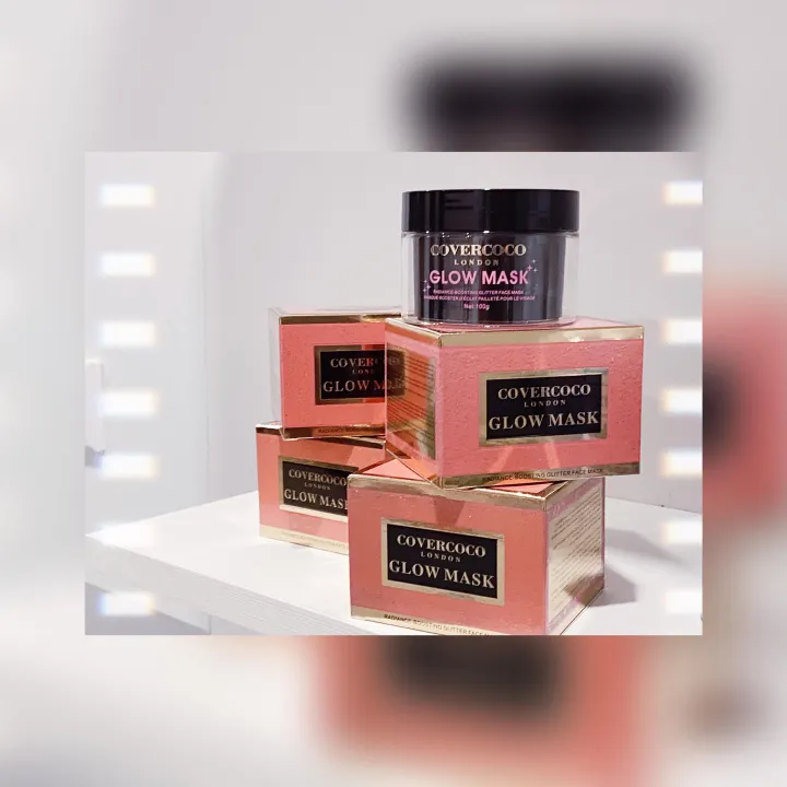 Glass%20Skin%20COVERCOCO%20London%20Glow%20Mask%20UK%20Best%20Skincare%20Glow%20Stars%20Mask%20Glitter%20Gold%20Peel%20off%20Black%20Face%20Mask%20From%20Black%20Dots%20Blackhead%20Remover%20-%20Image%206