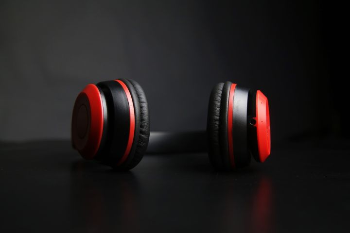 Wireless%20Bluetooth%20Headphone%20Model%20P47%20(5.0+EDR)%20-%20Image%207