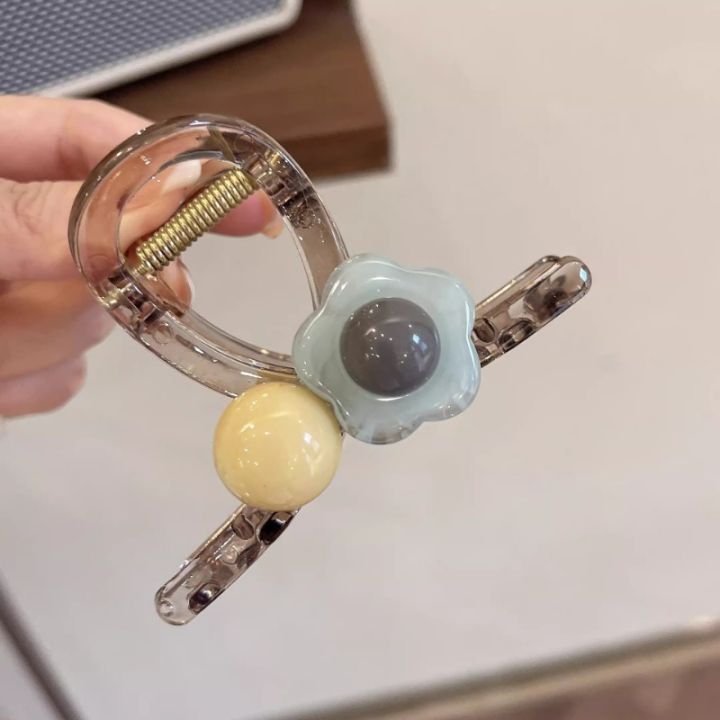 Fashion%20Simple%20Woman%20Acrylic%20Flowers%20Color%20Blocking%20Design%20Hair%20Claw%20Clips%20Girl%20Sweet%20Fresh%20Shark%20Clips%20Jelly%20Color%20Hairpins%20Hair%20Accessoires%20-%20Image%209