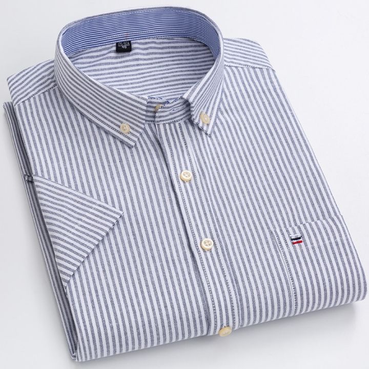 S-7XL%20Men's%20Short%20Sleeve%20Oxford%20Printed%20Casual%20Dress%20Shirts%20Front%20Patch%20Chest%20Pocket%20Regular-fit%20Button-down%20Collar%20Work%20Shirts%20-%20Image%204