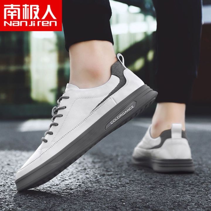 Nanjiren%20Men's%20Shoes2023Spring%20Low-Top%20White%20Shoes%20Men's%20Trendy%20Shoes%20Casual%20Leather%20Shoes%20Summer%20Flat%20Sneakers%20Men%20-%20Image%205