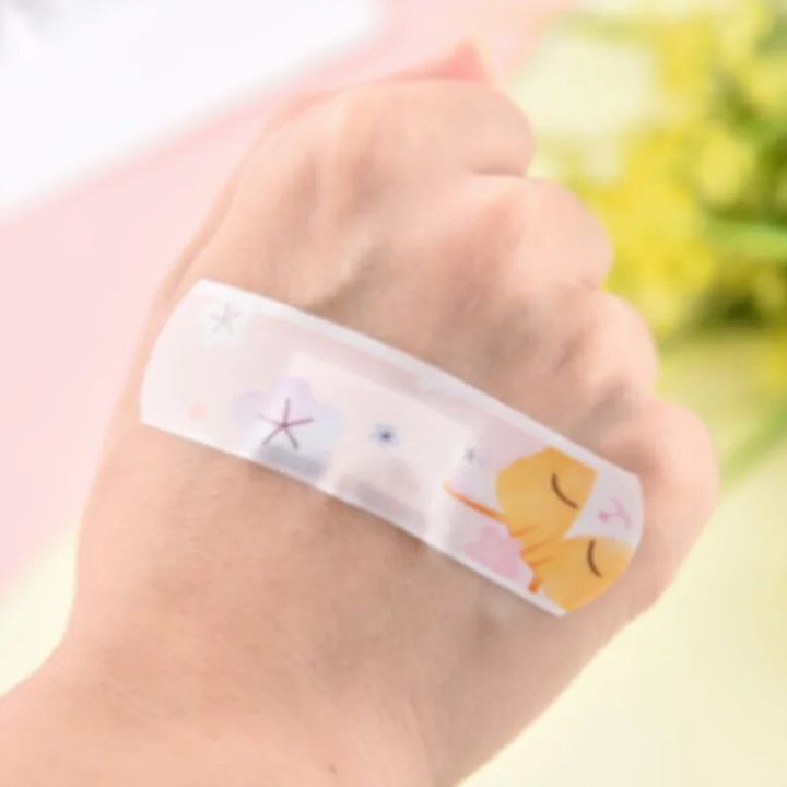 20pcs%20Cute%20Cartoon%20Patterned%20Curved%20Patch%20Wound%20Strips%20Dressing%20Adhesive%20Plaster%20Bandages%20Band%20Aid%20for%20Children%20Banditas%20-%20Image%202