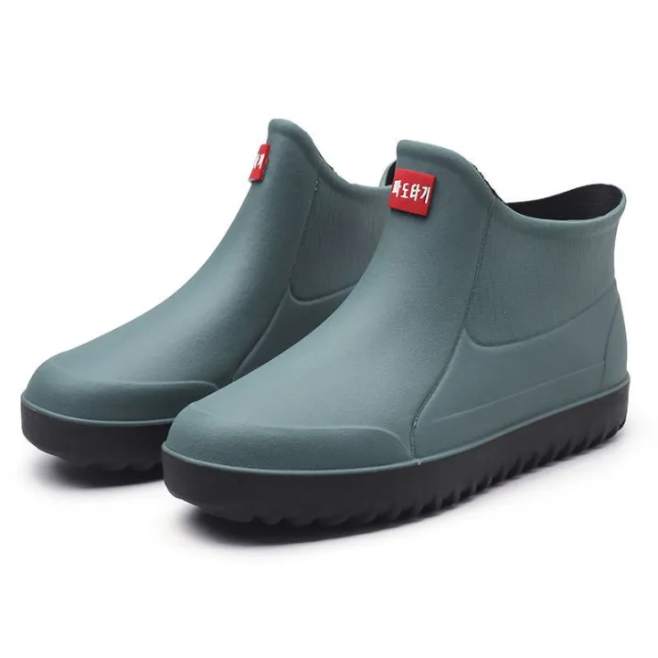 Mid-Calf%20Rain%20Shoes%20Fashion%20Velvet%20Padded%20Rubber%20Shoes%20Men's%20Thickened%20Rubber%20Boots%20Waterproof%20Rain%20Boots%20Rain%20Boots%20Kitchen%20Winter%20Short%20Non-Slip%20Warm%20-%20Image%207