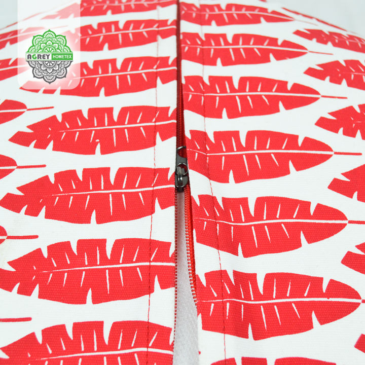 Round%20Cushion%20With%20Cover_Red%20_(18"x18")_Set%20of%205%20-%20Image%206