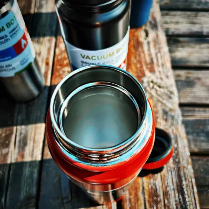 Thermal%20800Ml%20Double%20Wall%20Stainless%20Steel%20Vacuum%20Sports%20Water%20Bottle%20-%20Keep%20Your%20Drinks%20Hot%20Or%20Cold%20For%20Hours%20-%20Image%205