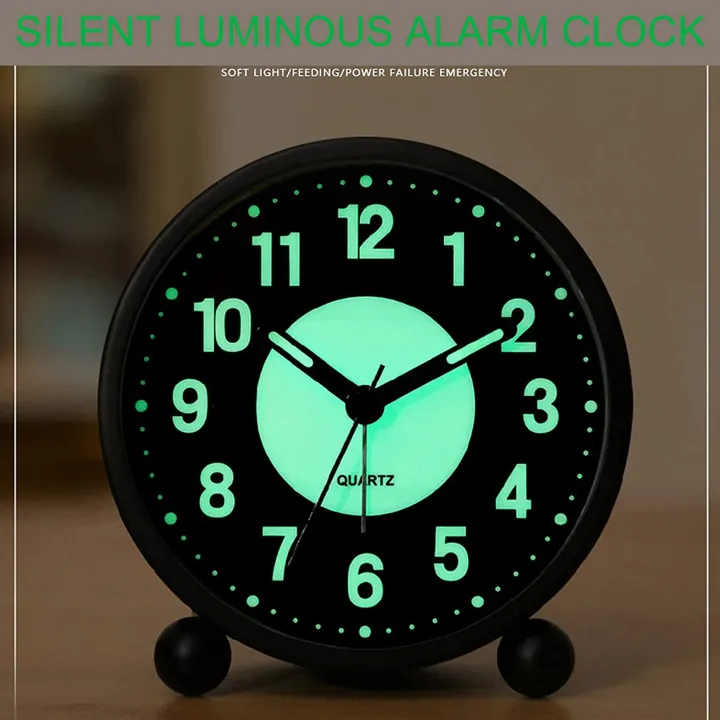 Alarm%20Clock%20Luminous%204%20inchRound%20Silent%20Analog%20Table%20Clock%20Non-Ticking,Battery%20Operated%20with%20Loud%20Alarm%20for%20Bedroom%20-%20Image%204