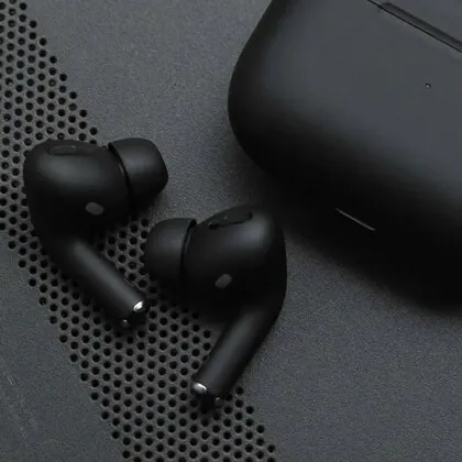 Airpods%20Pro%20True%20Wireless%20One%20Plus%20Bluetooth%20Tws%20Headset%20-%20Elevate%20Audio%20Experience%20With%20An%20Advanced%20Bluetooth%20Headset%20Black%20-%20Image%202