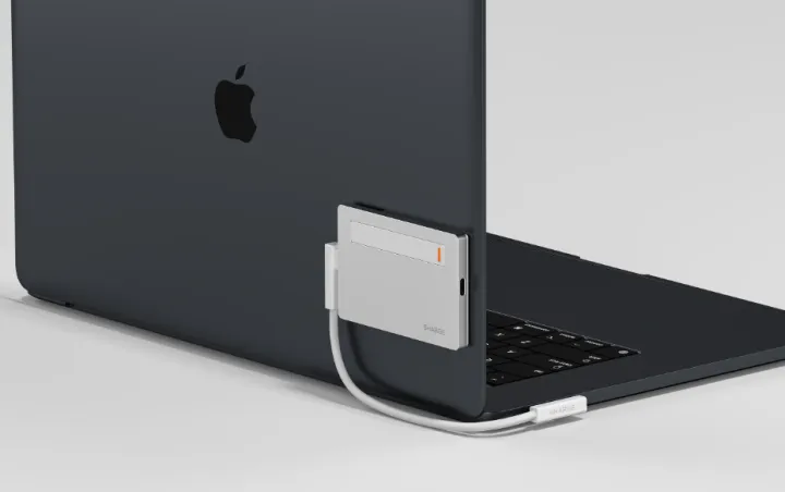 SHARGE%20Disk%20Plus%20SSD%20Enclosure%20for%20MacBook,%20iPhone%2016%20(SSD%20not%20Included)%20-%20Image%202