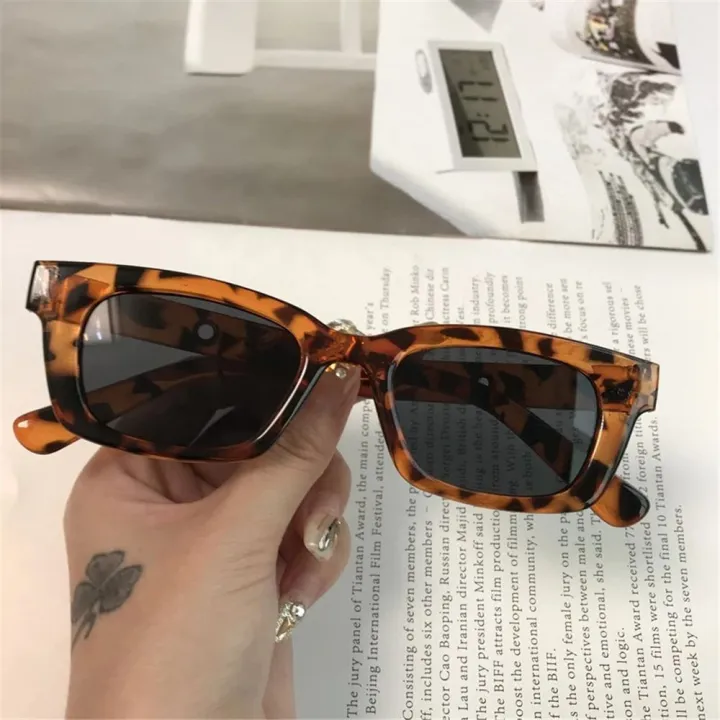 2023%20New%20Fashion%20Summer%20Vintage%20Small%20Square%20Frame%20Sunglasses%20For%20Women%20Retro%20Punk%20Rectangle%20Sun%20Glasses%20Eyewear%20Shades%20UV400%20-%20Image%204
