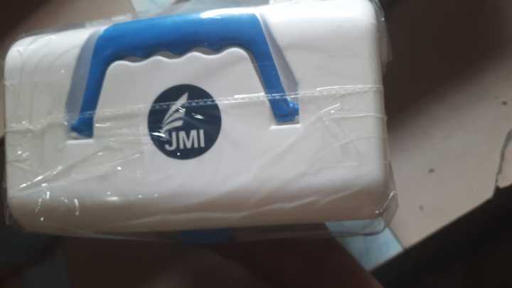 JMI%20Premium%20First%20Aid%20Kit%20Box%20-%20Image%202