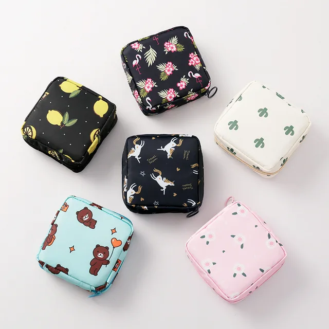 Girls Portable Sanitary Napkin Bag  Waterproof Makeup Storage Bag / Jewelry Organizer Pouch