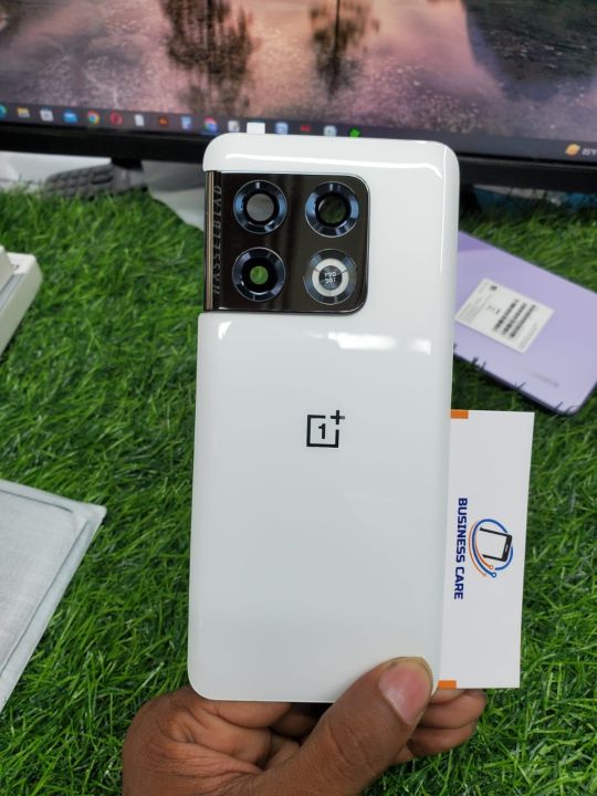 Back%20Panel%20Cover%20for%20OnePlus%2010%20Pro%20mobile%20phone%20back%20part%20-%20Image%203
