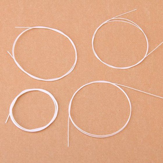4pcs%20White%20Nylon%20Ukulele%20String%20Set%20-%20Image%203