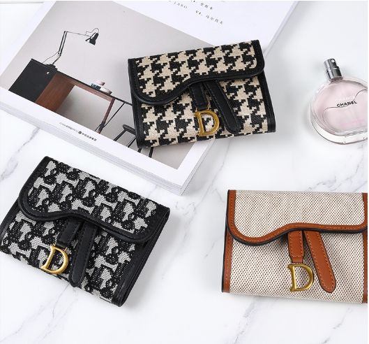 %E2%80%9CRetro%20European%E2%80%91American%20Long%20Women%E2%80%99s%20Wallet%20%E2%80%93%20Large%20Capacity%20D%E2%80%91Buckle%20Clutch,%20Multi%20Card%20Slots%20&%20Multi%E2%80%91Function%20Purse%E2%80%9D%20-%20Image%202