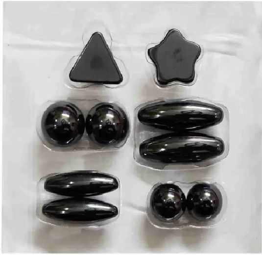 Magnetic%20Balls%20for%20kids%20to%20play%20(Pack%20of%201-%20Contain%2010%20pieces%20)%20-%20Image%202