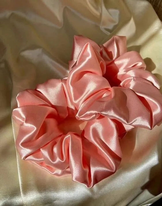 Silk%20Scrunchie%20Hair%20Band%20for%20girls%201%20pcs%20-%20Image%202
