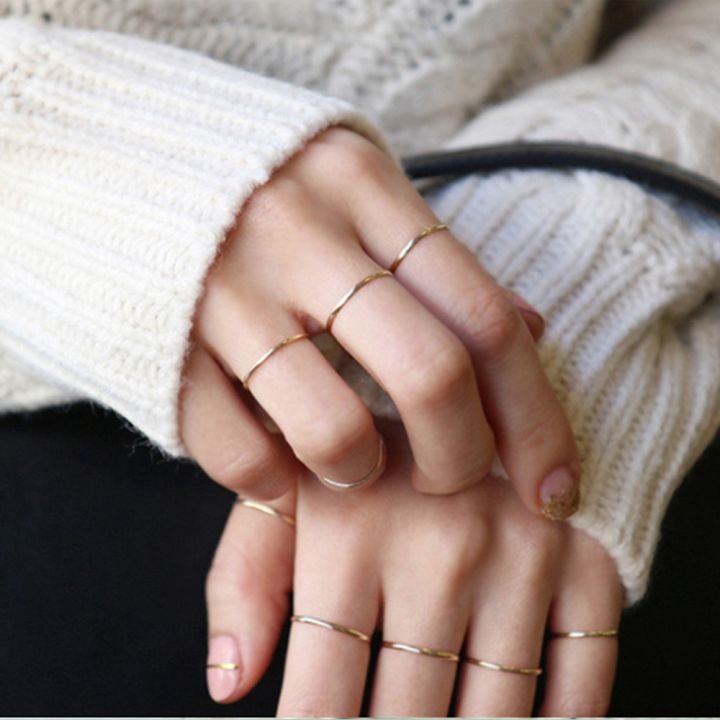 Fashion%20Simple%202mm%20Stainless%20Steel%20%20Ladies%20Smooth%20Fine%20Thin%20Finger%20Ring%20-%20Image%203