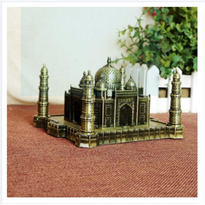 Taj Mahal showpiece metal