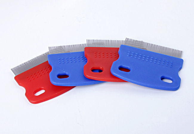 High-Quality%20Detangling%20Comb%20for%20Hair%20Care,%20Anti-lice%20Anti-Dryness%20-%20Image%202