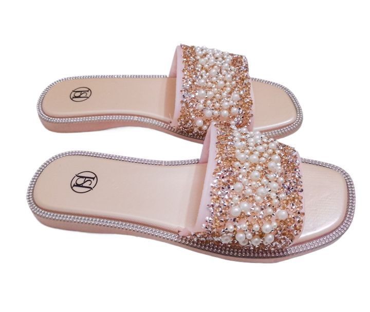 New%20Fashion%20Women%20Girls%20laying%20Stone%20Outdoor%20Flat%20Sandal%20Beach%20Shoes%20Slides%20New%20Style%20Outdoor%20Daily%20Casual%20Shopping%20Slipper%20White-%20Pink%20&%20Golden%20-%20Image%203