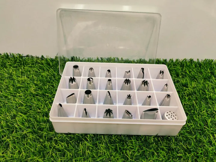 Silver%20Stainless%20Steel%2024%20Pcs%20Cake%20Decorating%20Nozzle%20Set.%20-%20Image%208