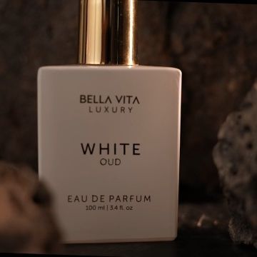 Bella%20Vita%20White%20Oud%20Unisex%20Perfume%20(Eau%20De%20Parfum)%20100ml%20-%20Image%202