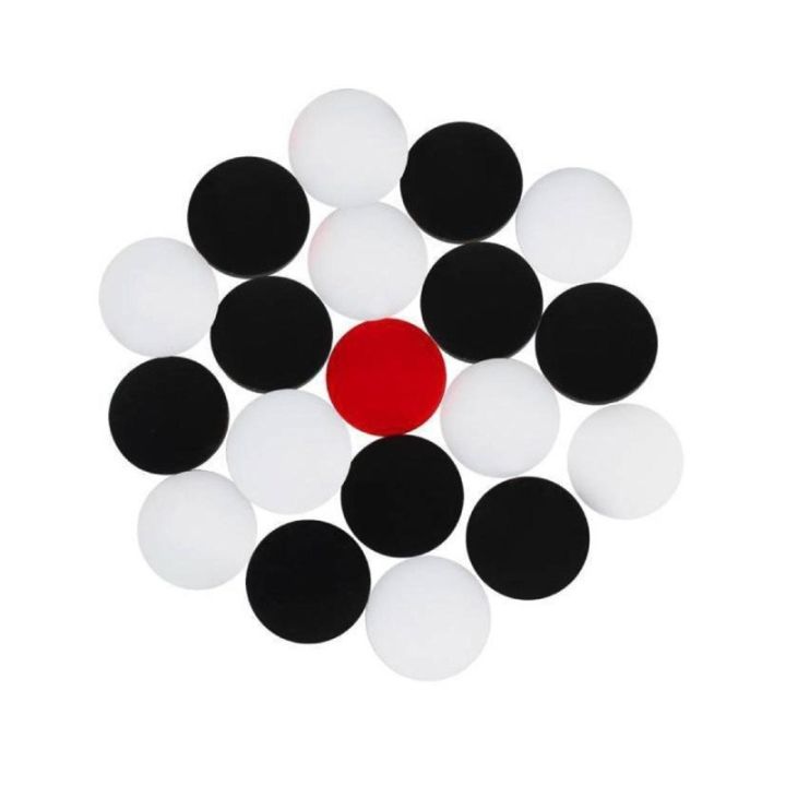 Carrom%20Coin%20&%20Boric%20Acid%20Powder-%20Black%20&White%20-%20Image%202