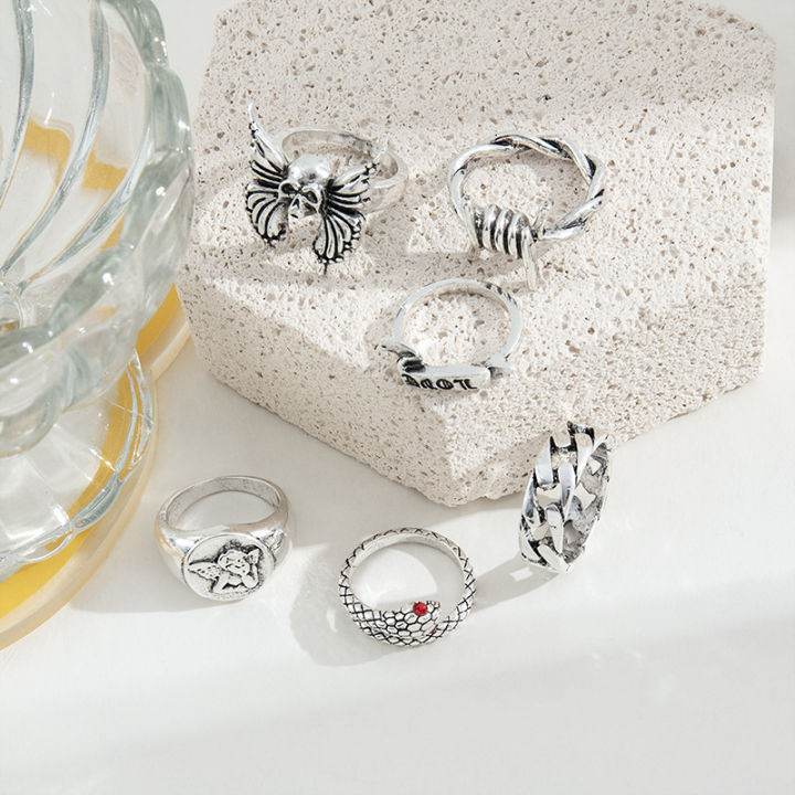 Exaggerated%20Punk%20Dark%20Skull%20Heart%20Snake%20Men%20Ring%20Set%20Vintage%20Spades%20A%20Drop%20Oil%20Owl%20Butterfly%20Silver%20Open%20Adjustable%20Ring%20-%20Image%204