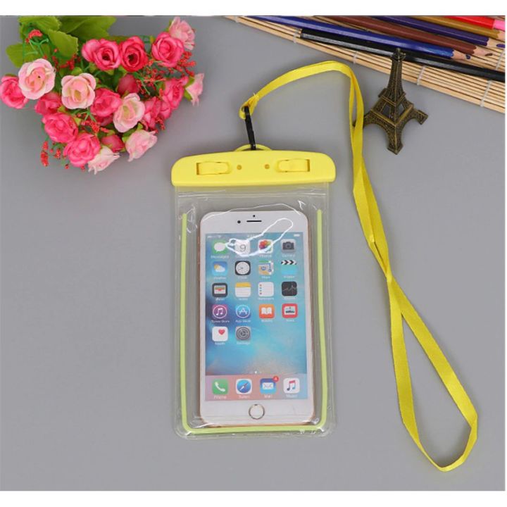 Waterproof%20mobile%20bag%20protect%20your%20personal%20mobile%20phone%20for%20rainy%20day%20-%20Image%204