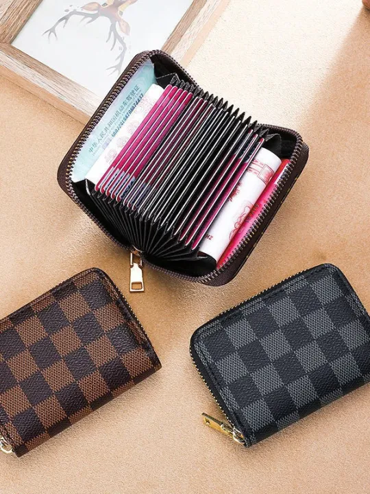 New%20Debit%20or%20Credit%20Card%20Holder%20with%20Money%20pocket%20For%20Men/Women%20-%20Image%207