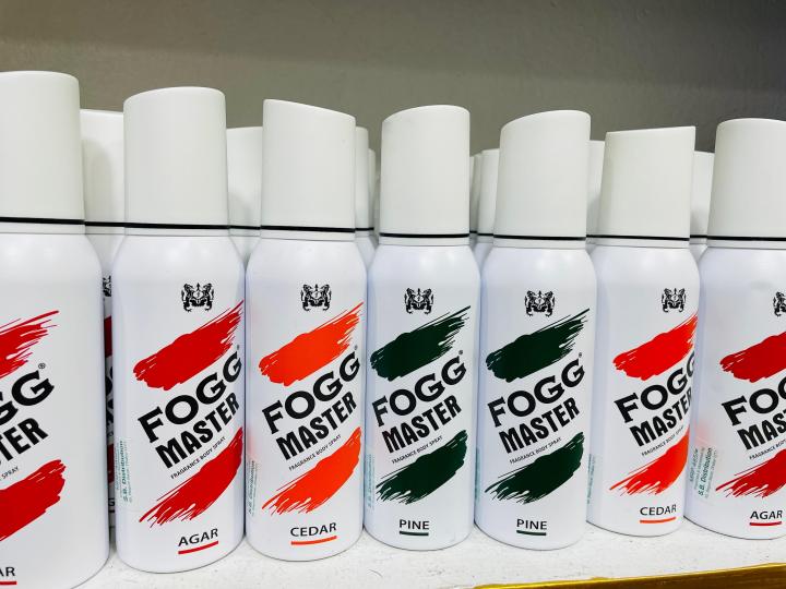 Fogg%20Master%20Body%20Spray%20Cedar%20120ml%20INDIA%20-%20Image%204