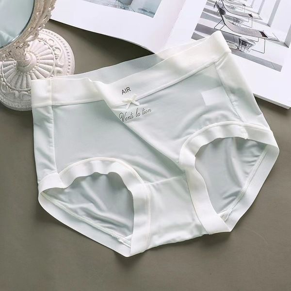 Air%20thin%20mid-waist%20ice%20silk%20seamless%20underwear%20women's%20new%20comfortable%20breathable%20pure%20desire%20style%20girl%20briefs%20-%20Image%202