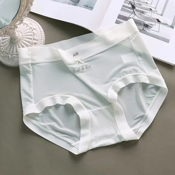 Air%20thin%20mid-waist%20ice%20silk%20seamless%20underwear%20women's%20new%20comfortable%20breathable%20pure%20desire%20style%20girl%20briefs%20-%20Image%202