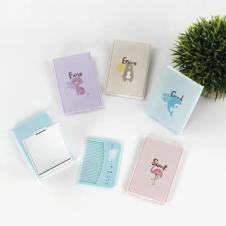 1%20Pc%20Portable%20Mini%20Makeup%20Mirror%20-%20Pocket%20Mirror%20for%20Girls%20Mini%20Portable%20Folding%20Makeup%20Fashion%20Cute%20Mirror%20for%20Female%20Gift/%20Plastic%20Folding%20Make%20up%20Round%20Pocket%20Mirror%20with%20Comb%20(Random%20Style)%20-%20Image%207