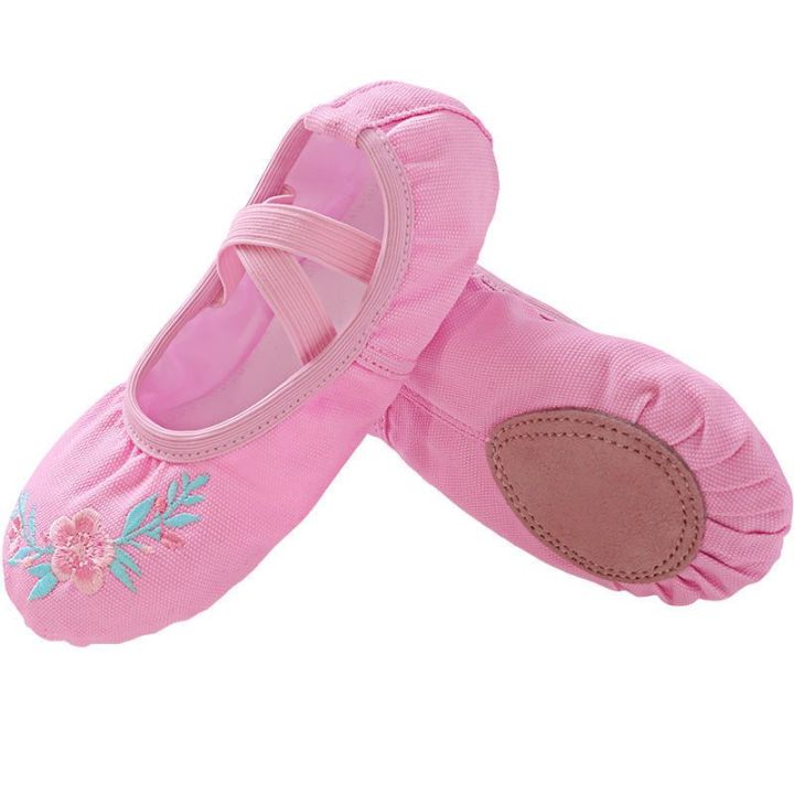 Dancing%20Shoes%20Girl's%20No-Tie%20Soft%20Sole%20Shoes%20Embroidered%20Cloth%20Shoes%20Dancing%20Shoes%20Practice%20Shoes%20Dance%20Ballet%20Shoes%20-%20Image%207