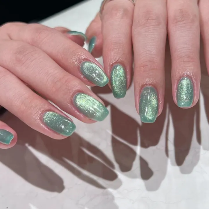 24pcs/set%20cat%20eyes%20nails%20for%20women%20girls%20red%20brown%20green%20blue%20grey%20sparkling%20short%20tips%20faux%20ongles%20press%20on%20false%20nail%20-%20Image%203