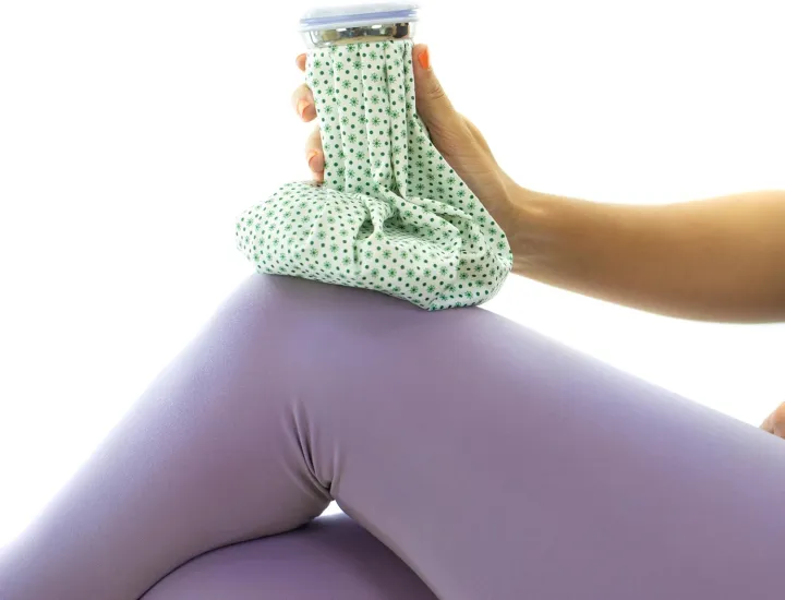Reusable%20Ice%20Bag%20Pack%209%20Inch%20Cold%20Therapy%20-%20Image%203