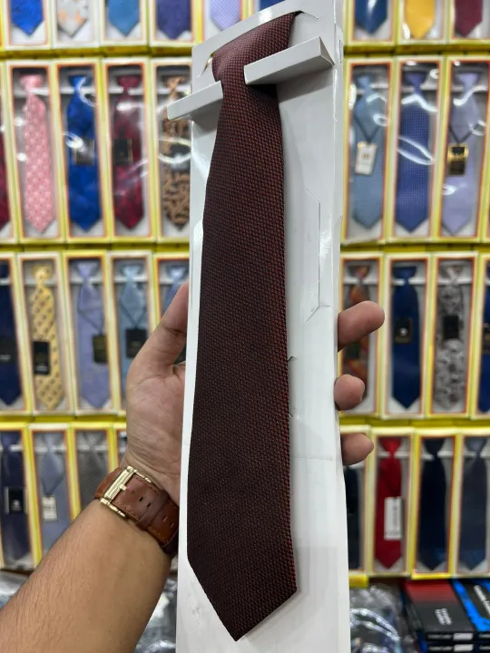 Brown%20Formal%20Neck%20Tie%20For%20Men%20-%20Image%204