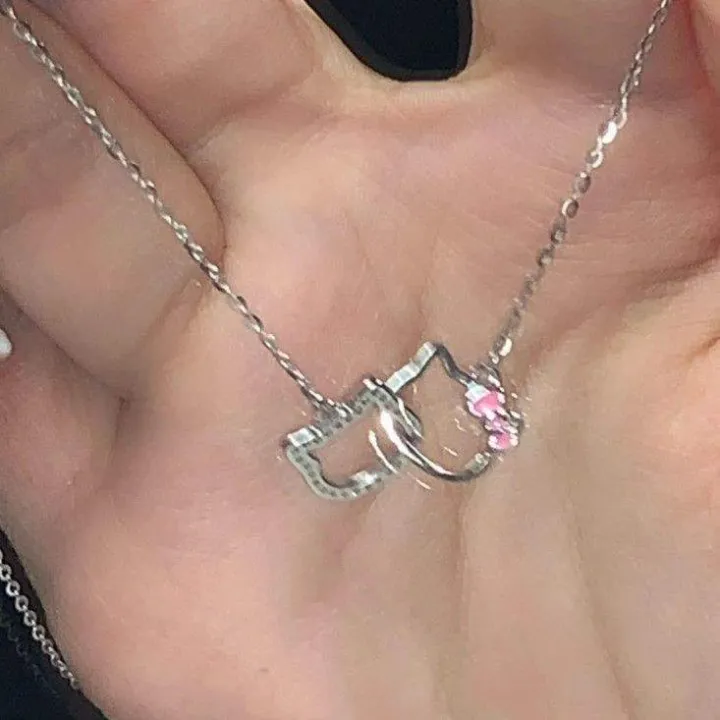 Fashion%20Hello%20Kitty%20Pendant%20Necklace%20for%20Women%20Girls%20Cute%20Cartoon%20Cat%20Double%20Ring%20Clavicle%20Chain%20Charms%20Chic%20Delicate%20Necklace%20Jewelry%20Gift%20-%20Image%205