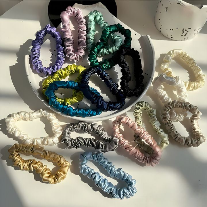 Woman%20Fashion%20Scrunchies%20Silk%20Hair%20Ties%20-Girls%20Ponytail%20Holders%20Rubber%20Band%20Elastic%20Hairband%20Hair%20Accessories%20-%20Image%205