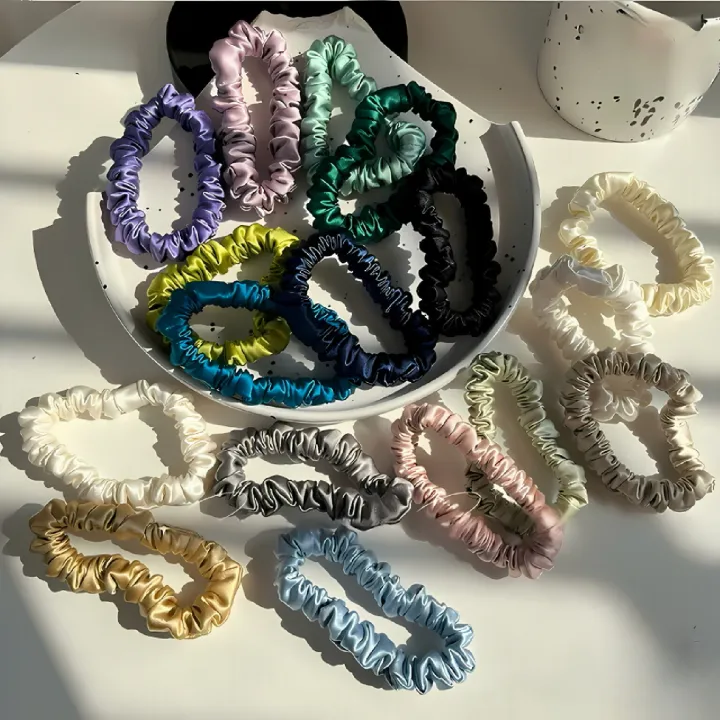 Woman%20Fashion%20Scrunchies%20Silk%20Hair%20Ties%20-Girls%20Ponytail%20Holders%20Rubber%20Band%20Elastic%20Hairband%20Hair%20Accessories%20-%20Image%205