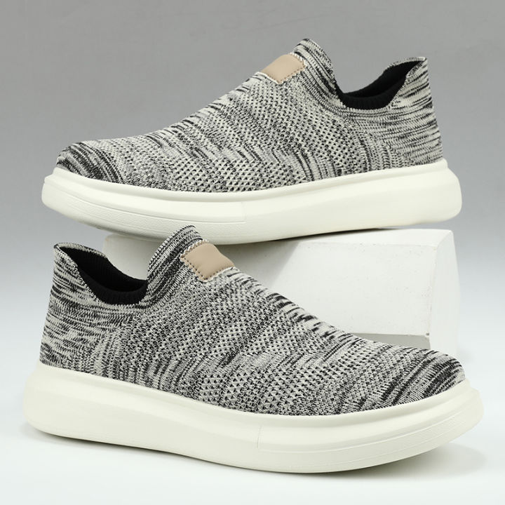 Rui%20Couple's%20Unisex%20Shoes%20Sports%20Shoes%20Mesh%20Breathable%20Casual%20Shoes%20Soft%20Bottom%20Comfortable%20Slip-on%20Sock%20Shoes%20Men%20-%20Image%205