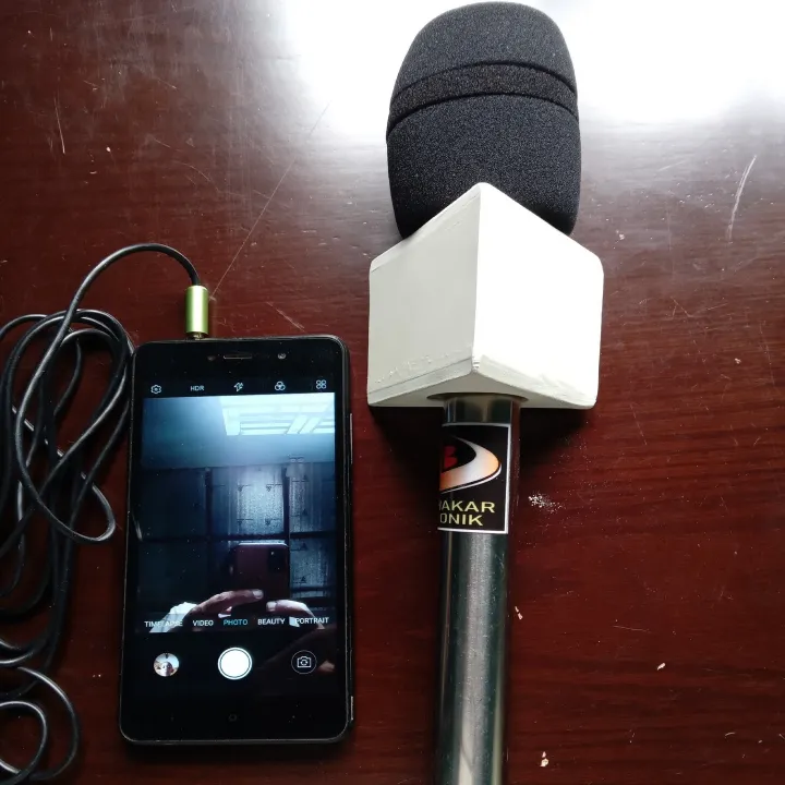Journalist/Reporters%20Microphone%20For%20Mobile%20Phone%20With%20Black%20Foam%20-%20Microphone%20-%20Image%202